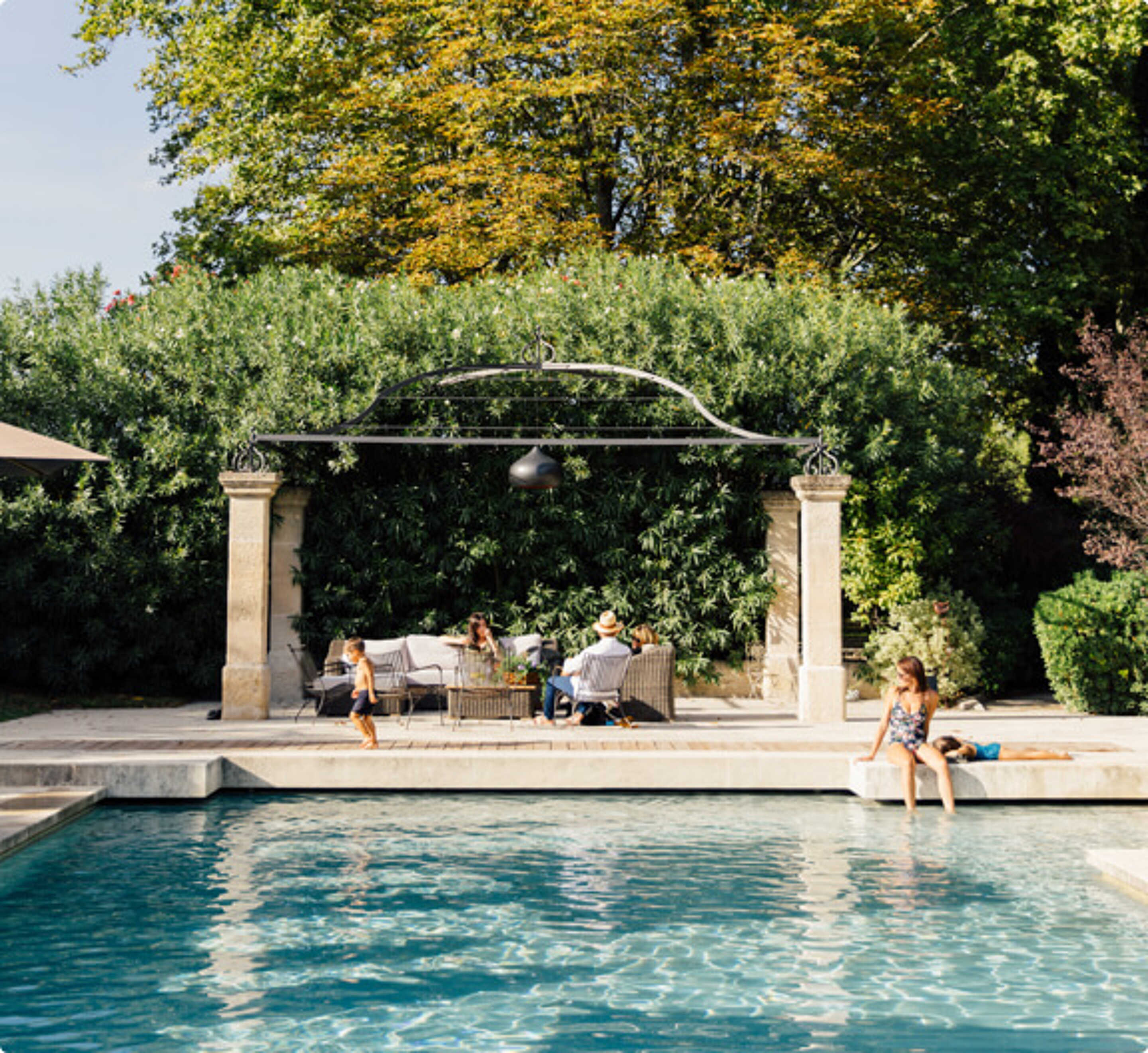 mas-du-moulin-maussane-les-alpilles-and-surroundings