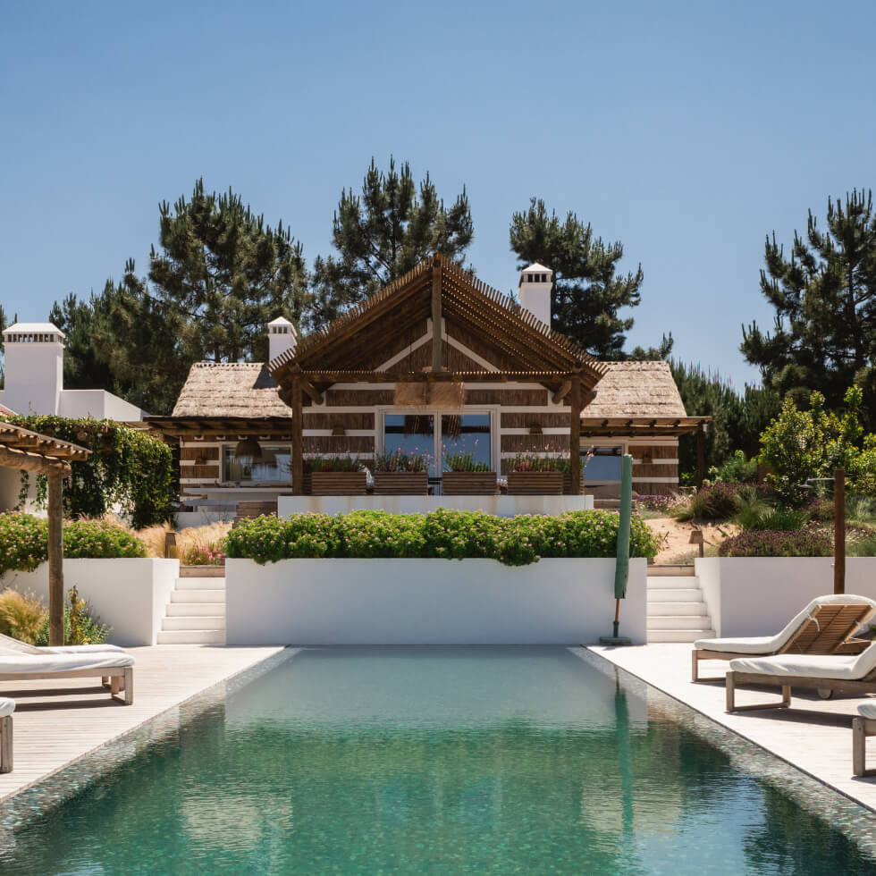 Exclusive agent and local expert network