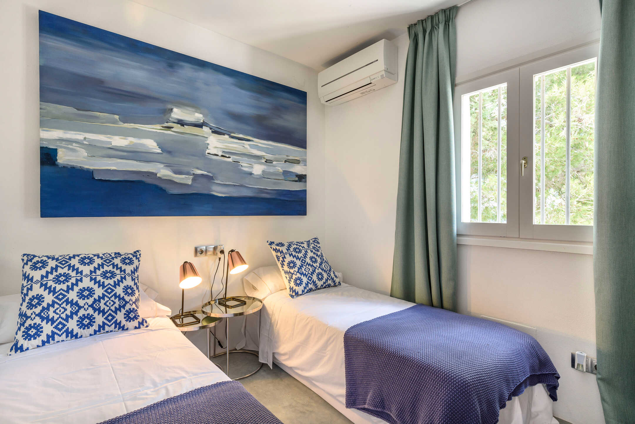 Villa Mist