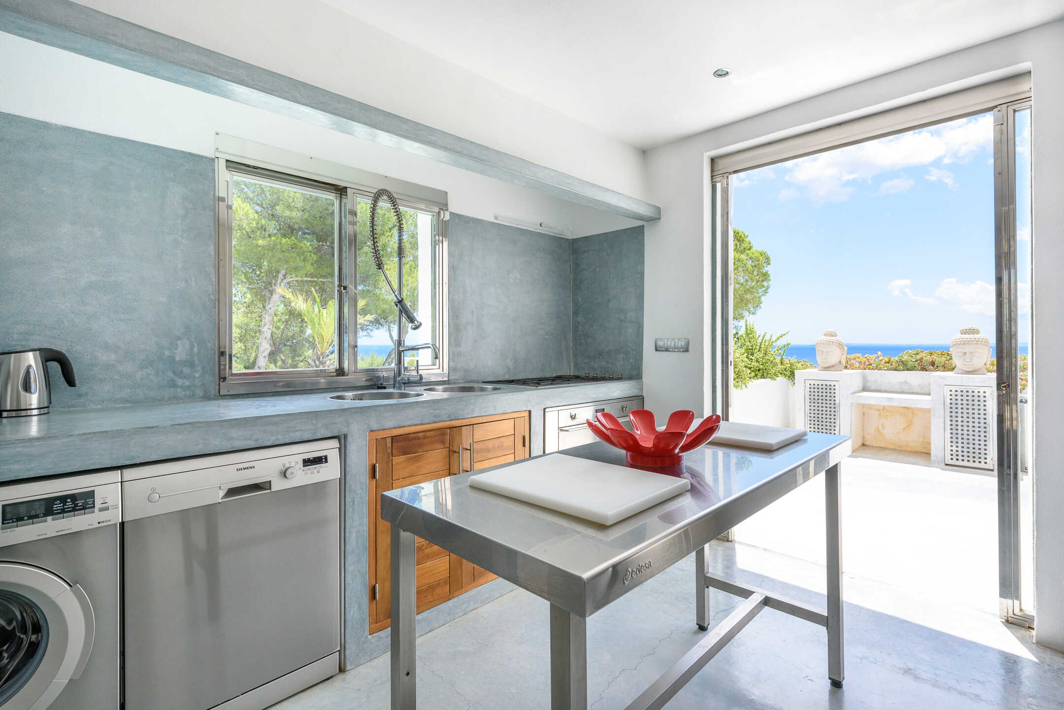 Villa Mist