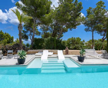 Villa Mist