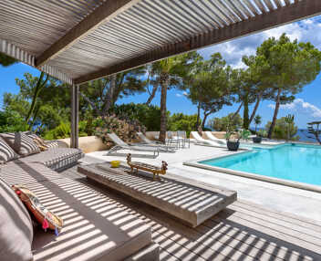 Villa Mist