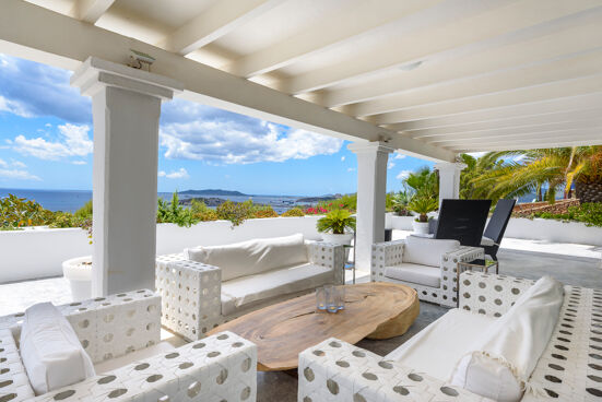 Villa Mist