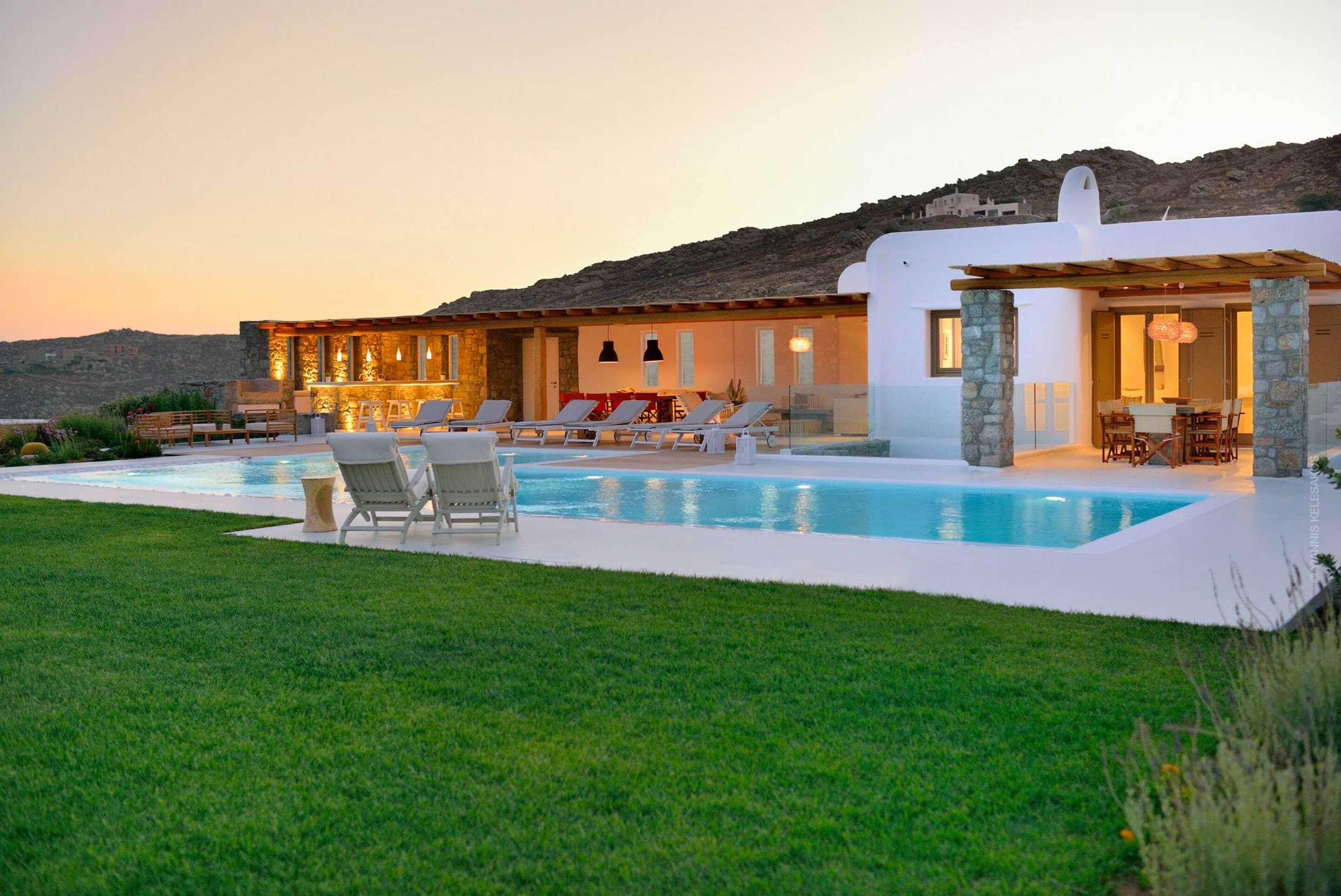 Villa Aeropos