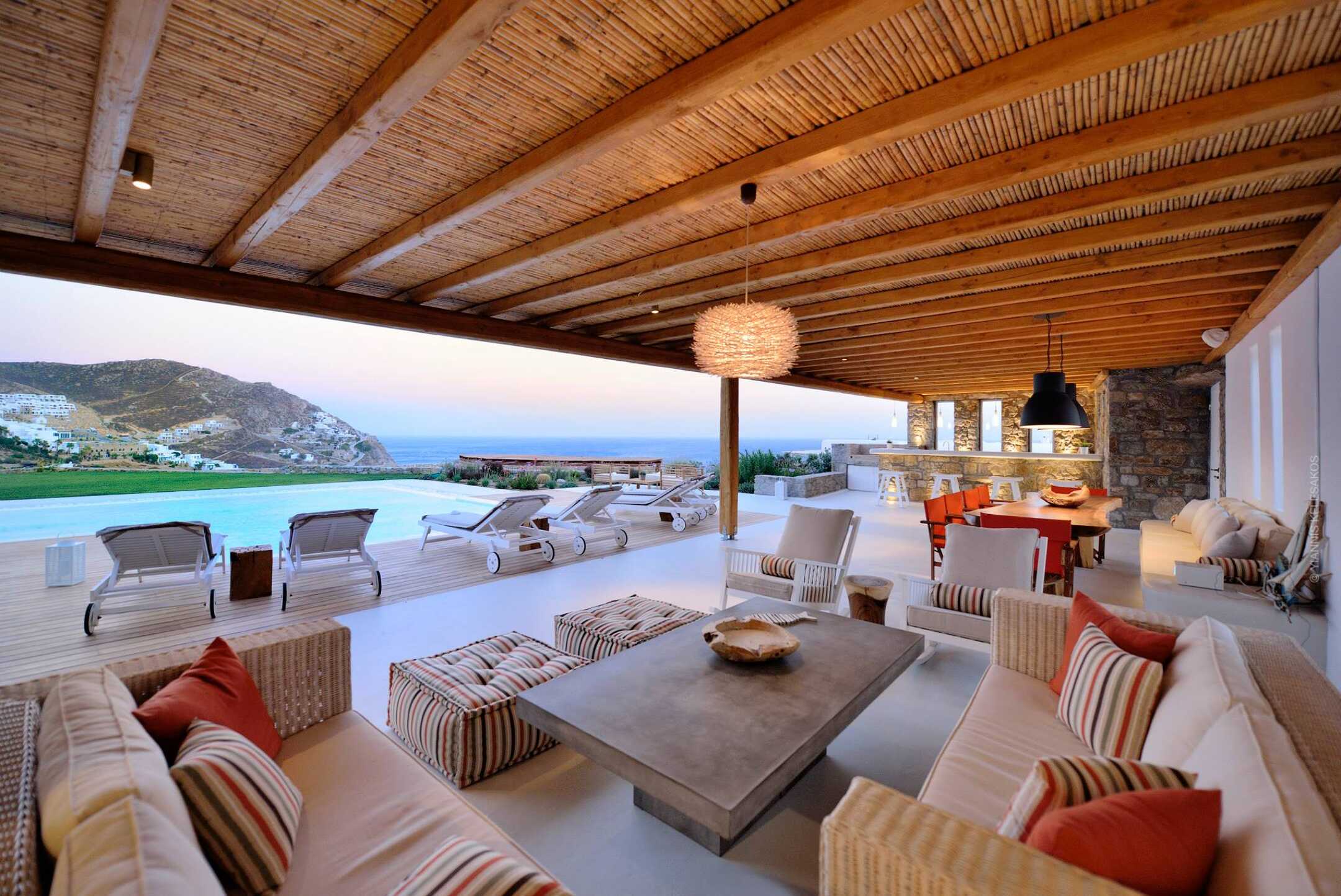 Villa Aeropos