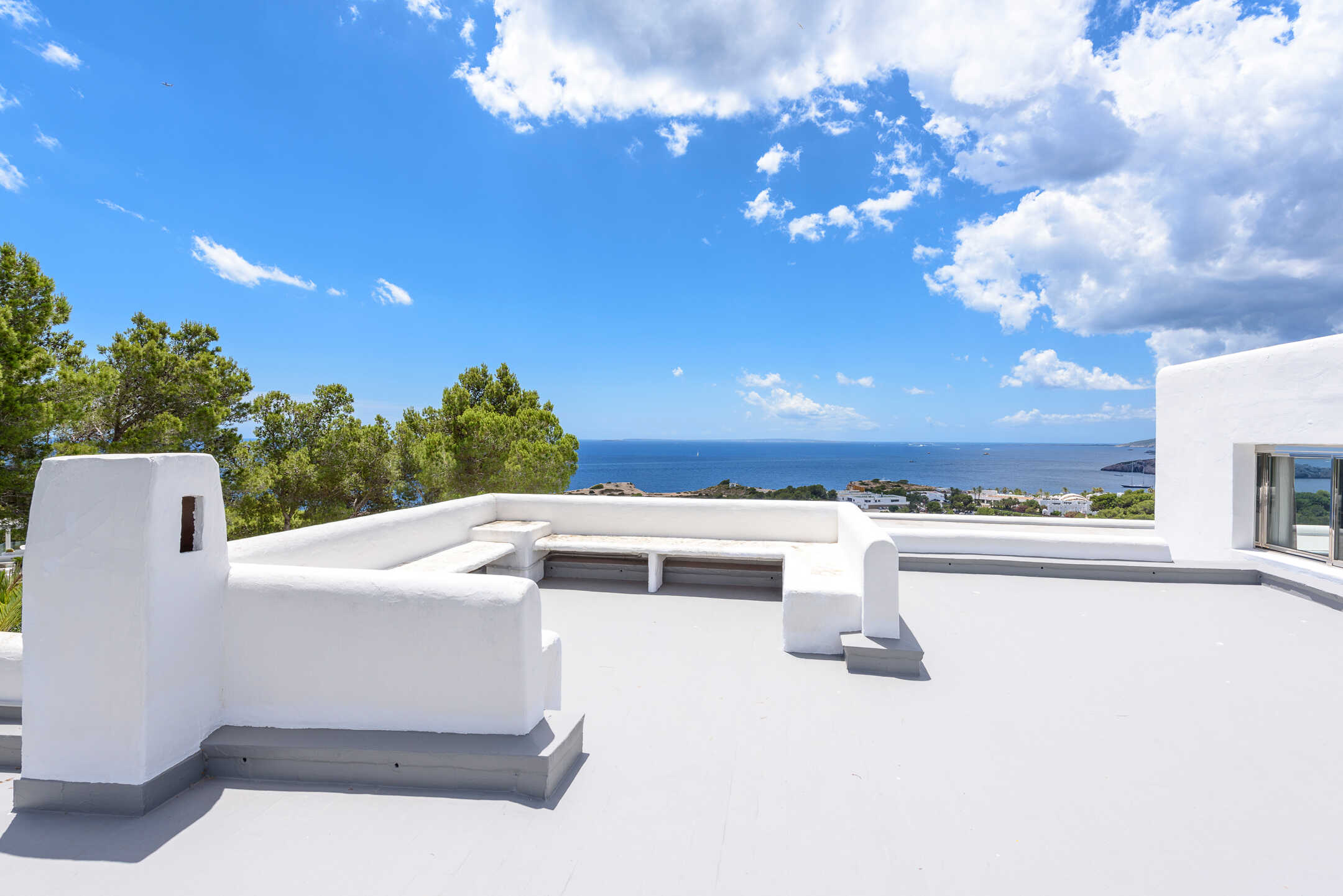 Villa Mist