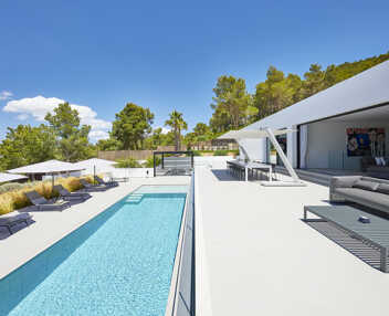 Villa Ayas