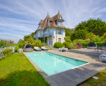 Manoir Alex