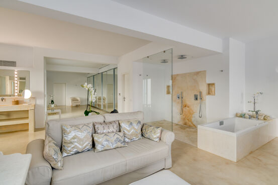 Villa Meraki I