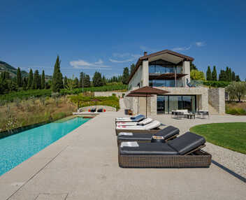Villa Spectra