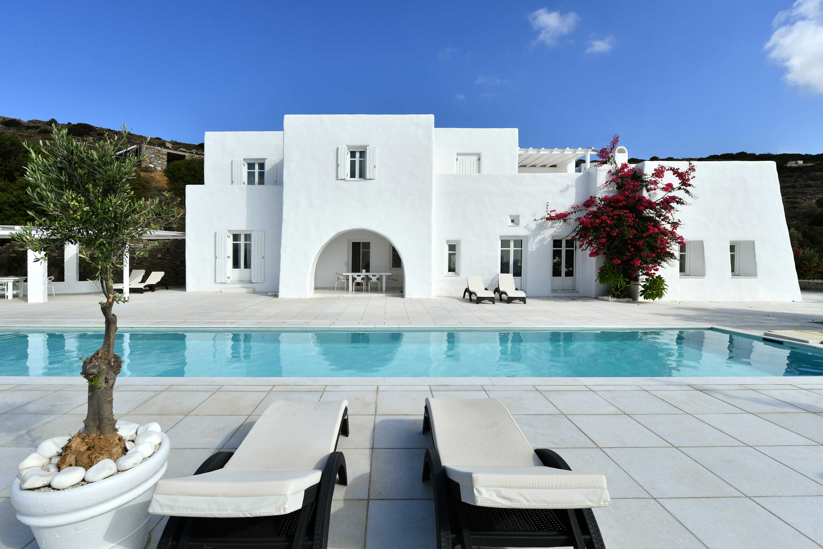 Villa Eluna