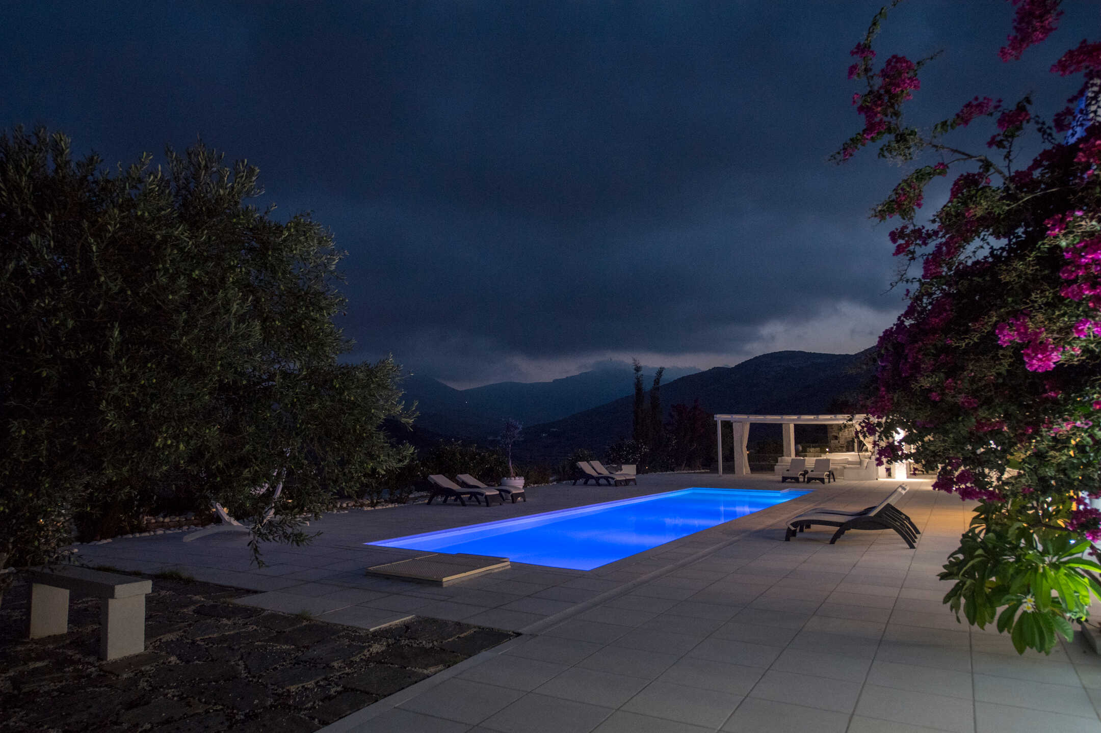 Villa Eluna