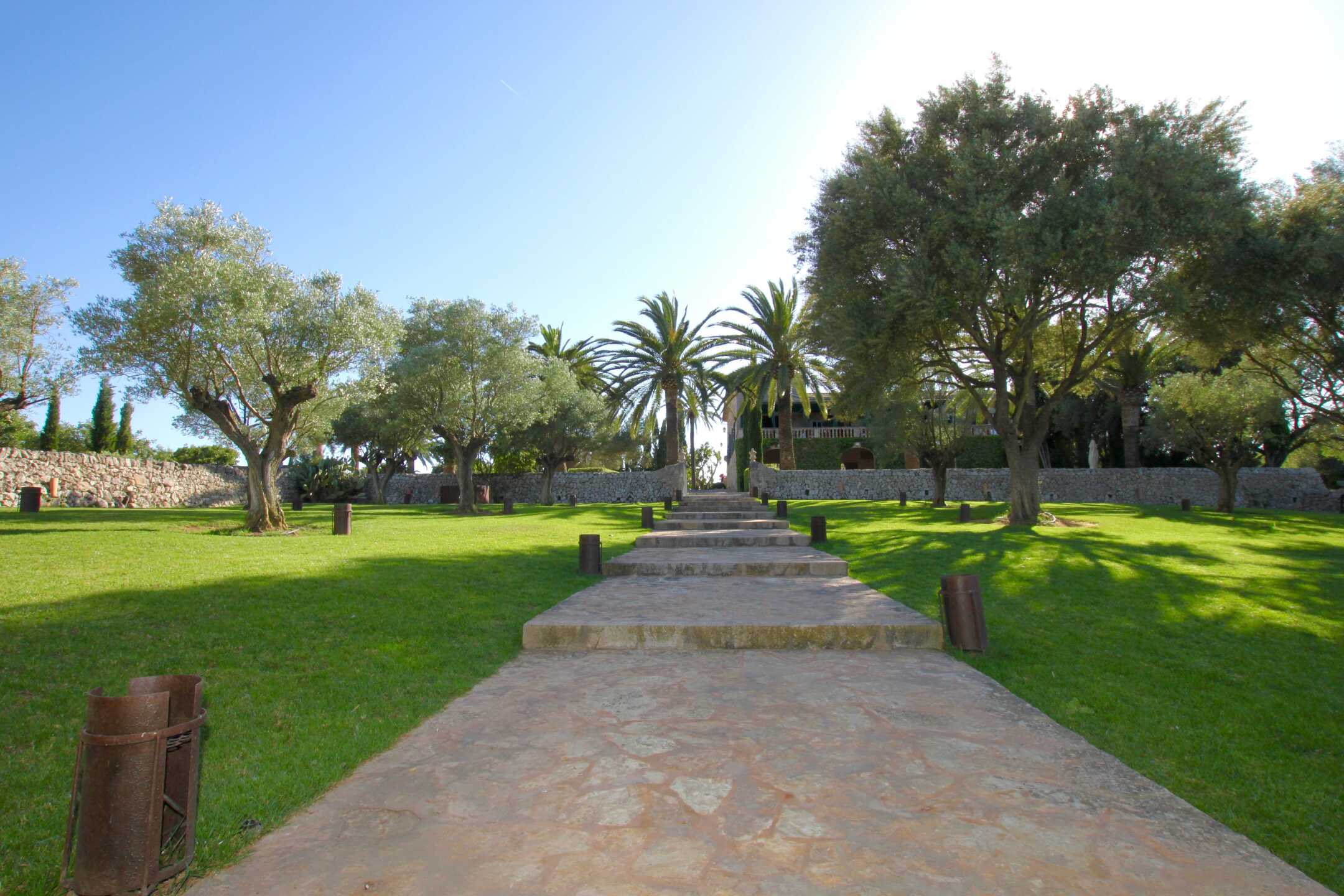 Villa Era