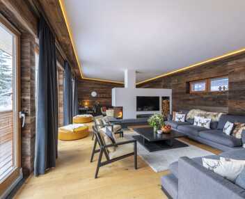 Chalet Bluebird