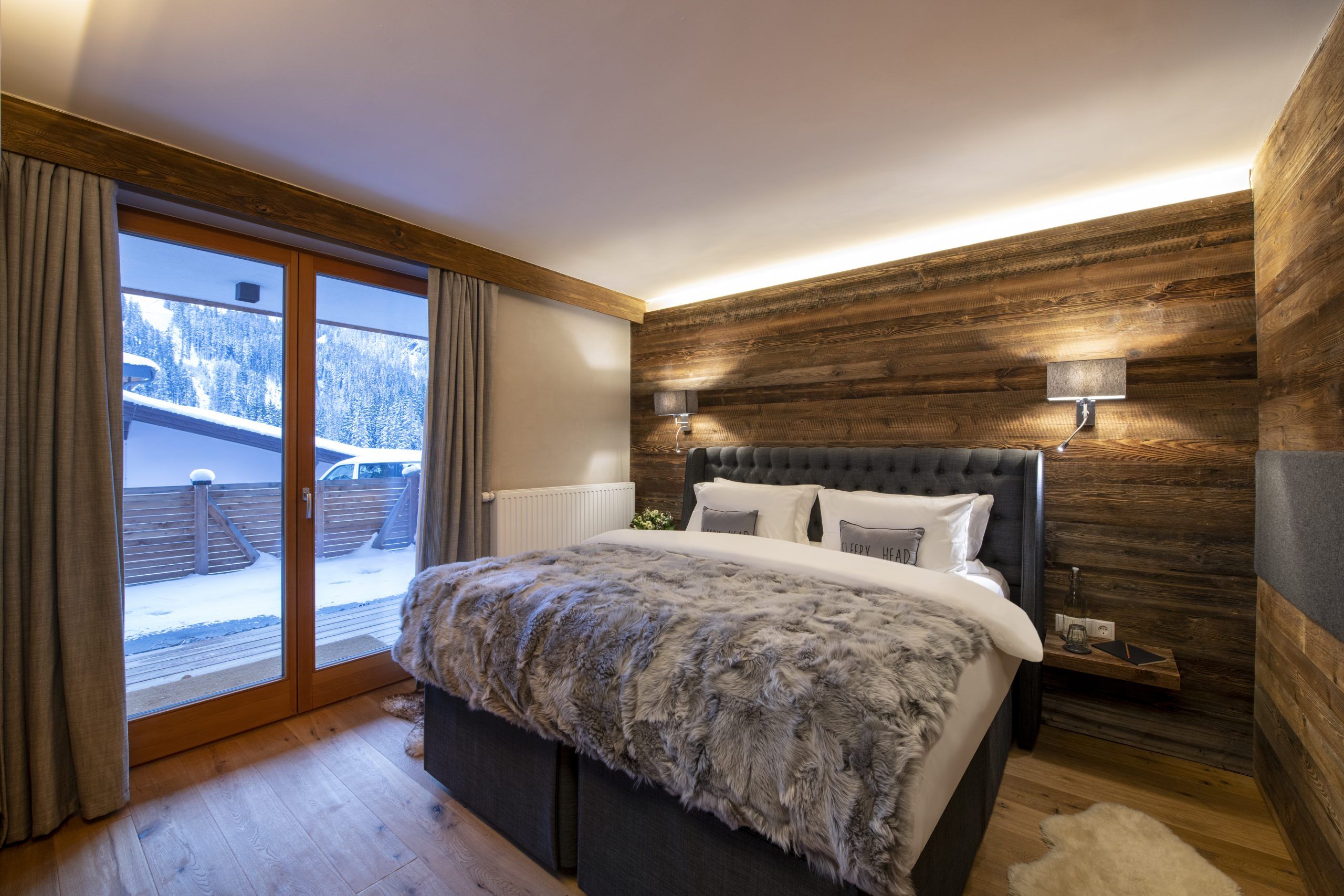 Chalet Bluebird