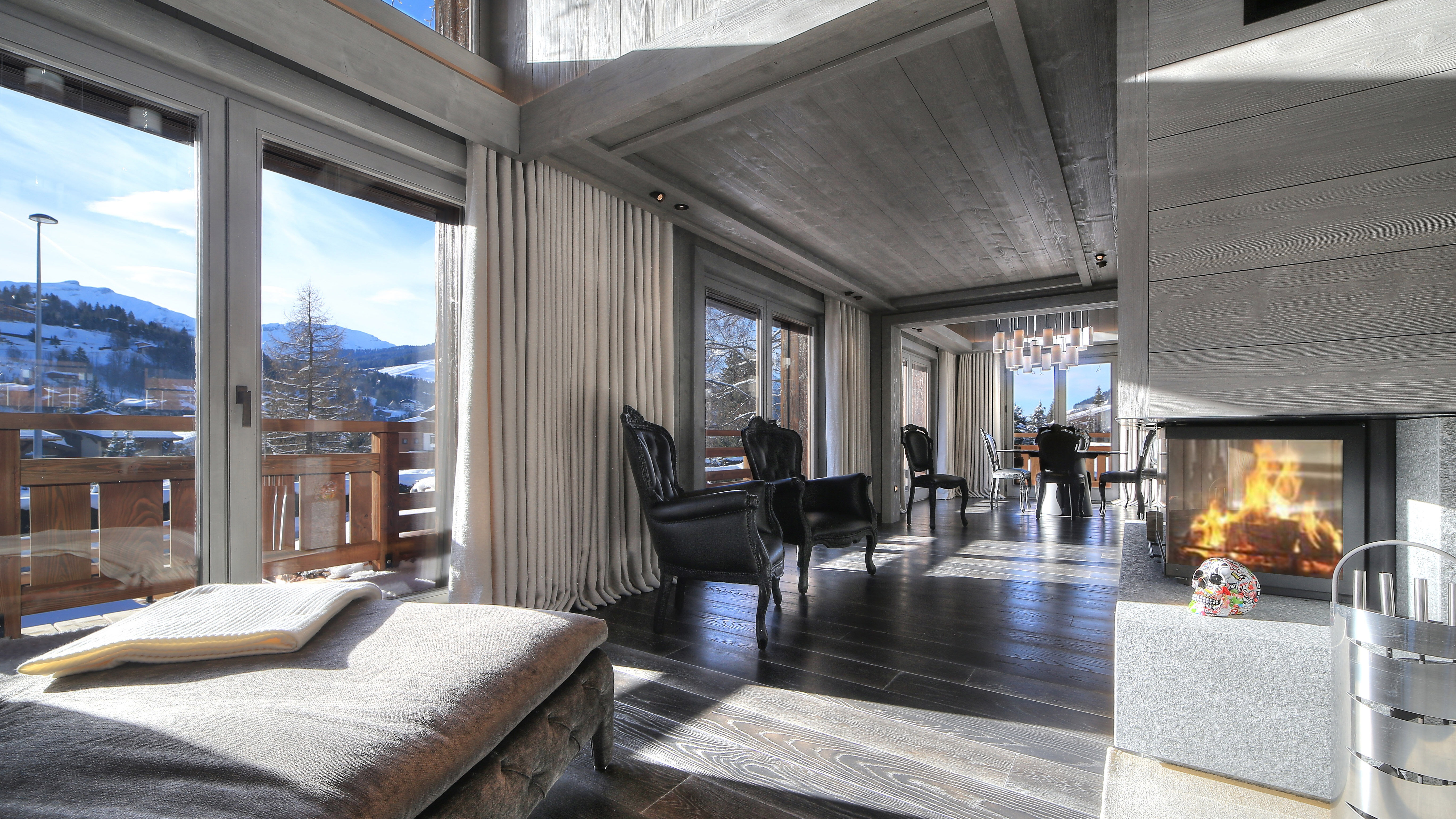 Chalet Crystal