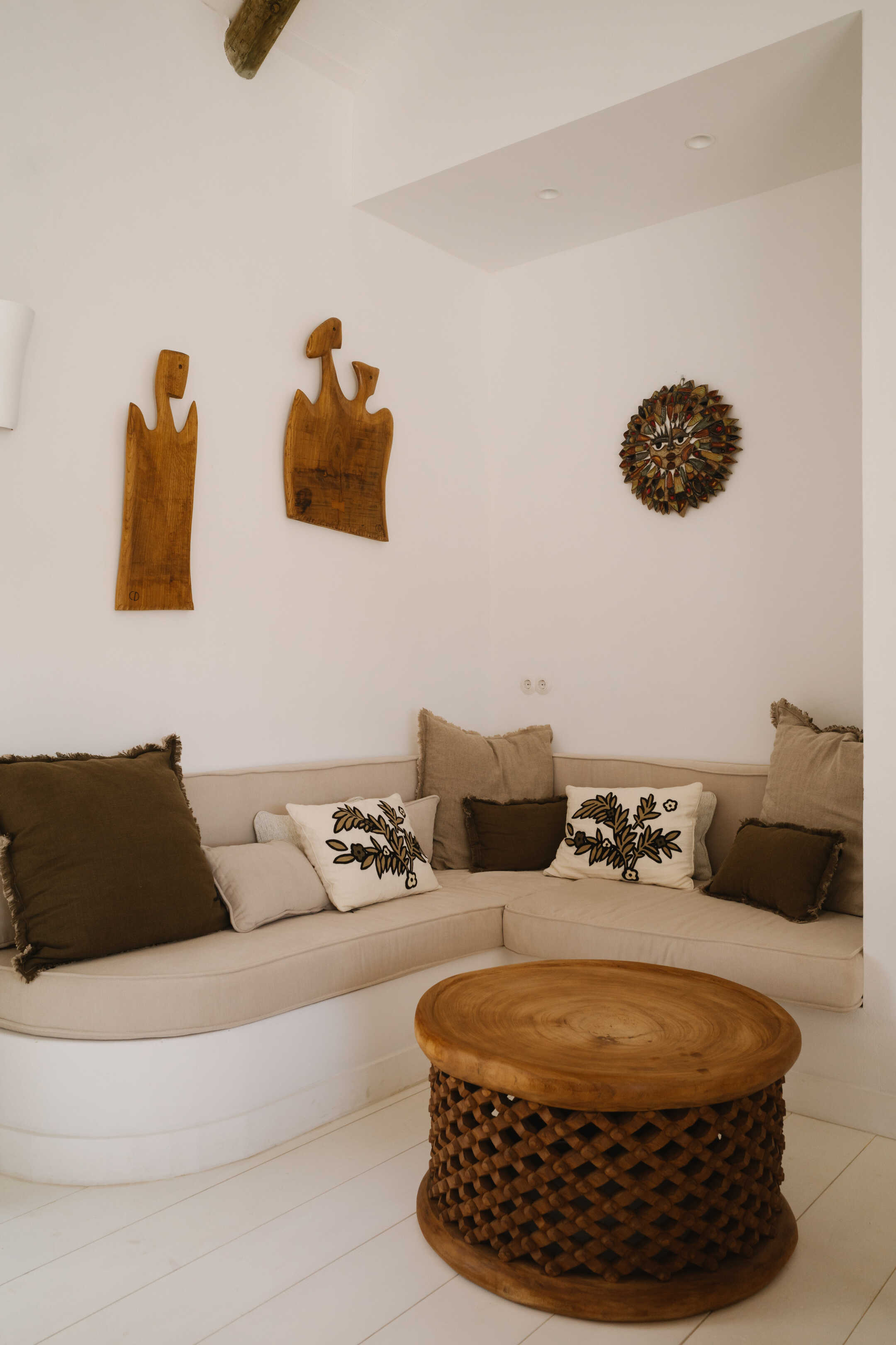 Casa Ayina