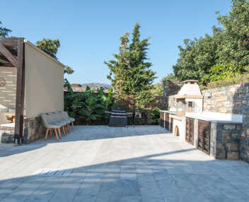 Villa Nahia