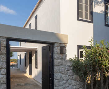 Villa Proteus