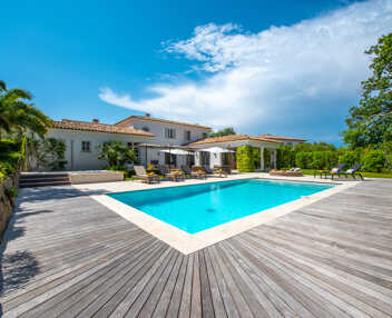 Villa Adelaïs