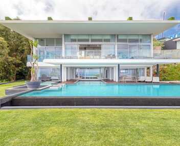 Villa California