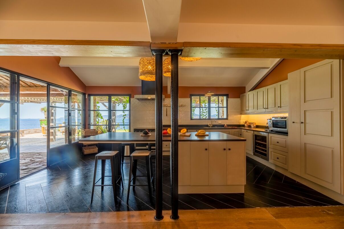 Casa Aqua