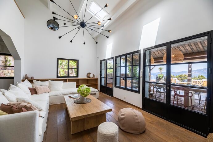 Casa Aqua