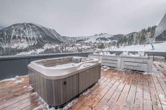 Penthouse Phoenix 901 Le George