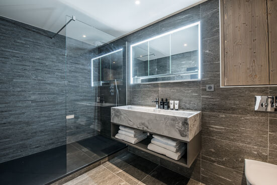 Penthouse Phoenix 901 Le George