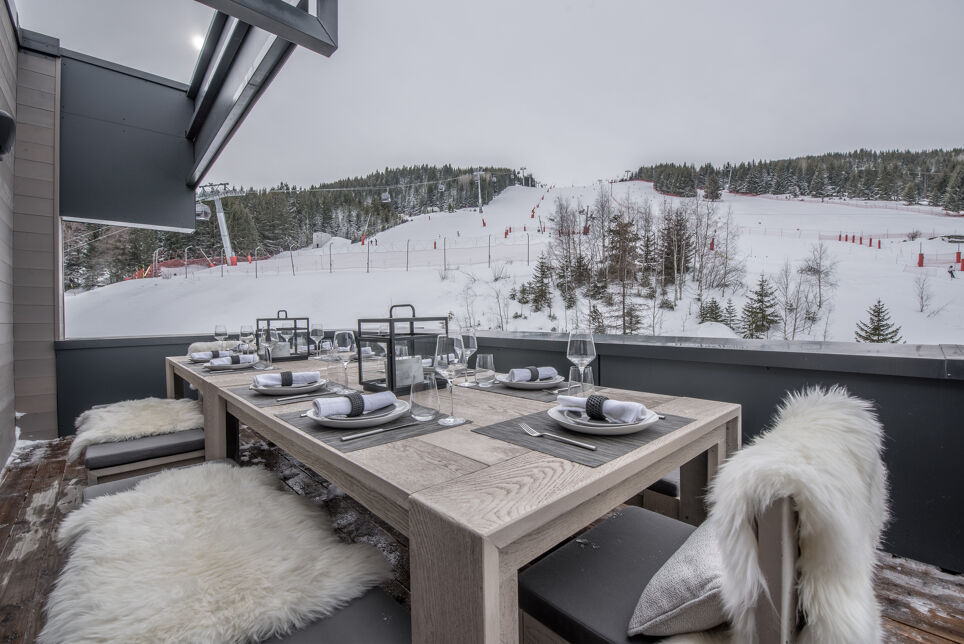 Penthouse Phoenix 901 Le George