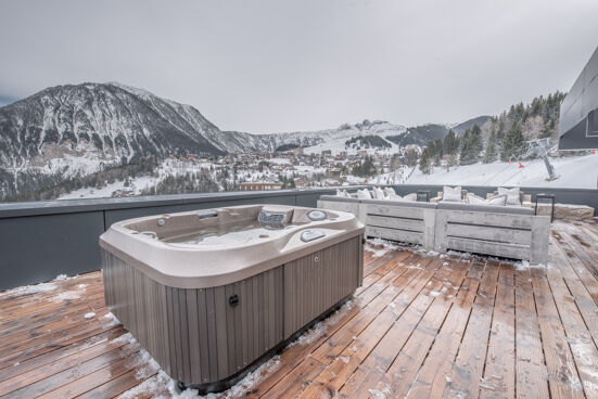 Penthouse Phoenix 901 Le George