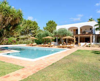 Villa Sol y Luna