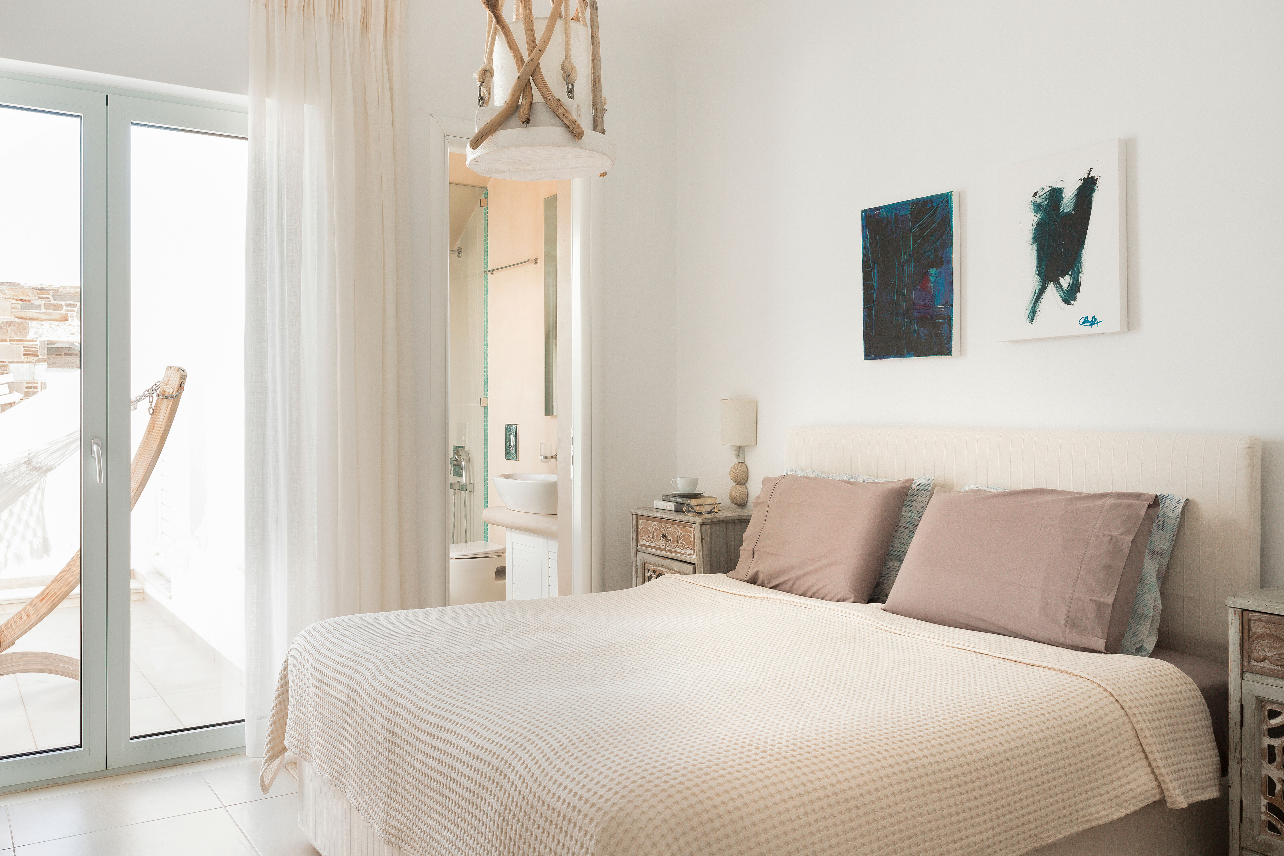 Main House - Bedroom 1