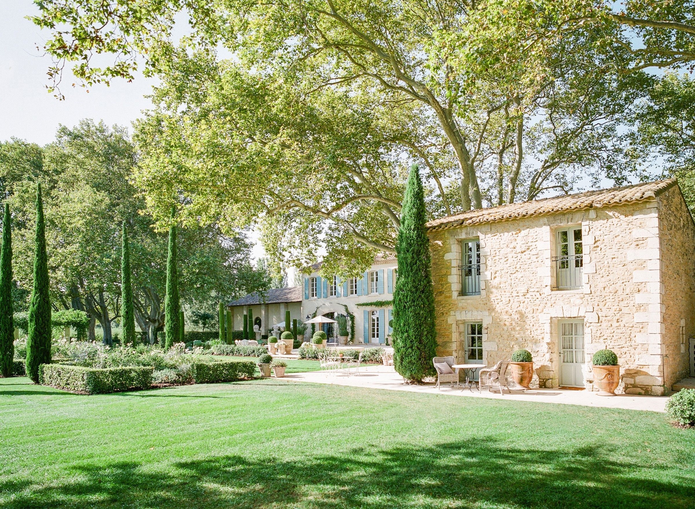 Locations villas luxe Avignon
