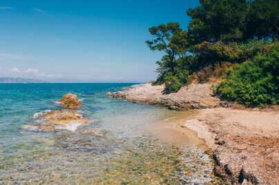 French Riviera luxury villas rentals