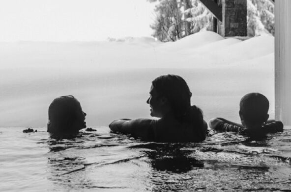 Chalets alpins avec piscine