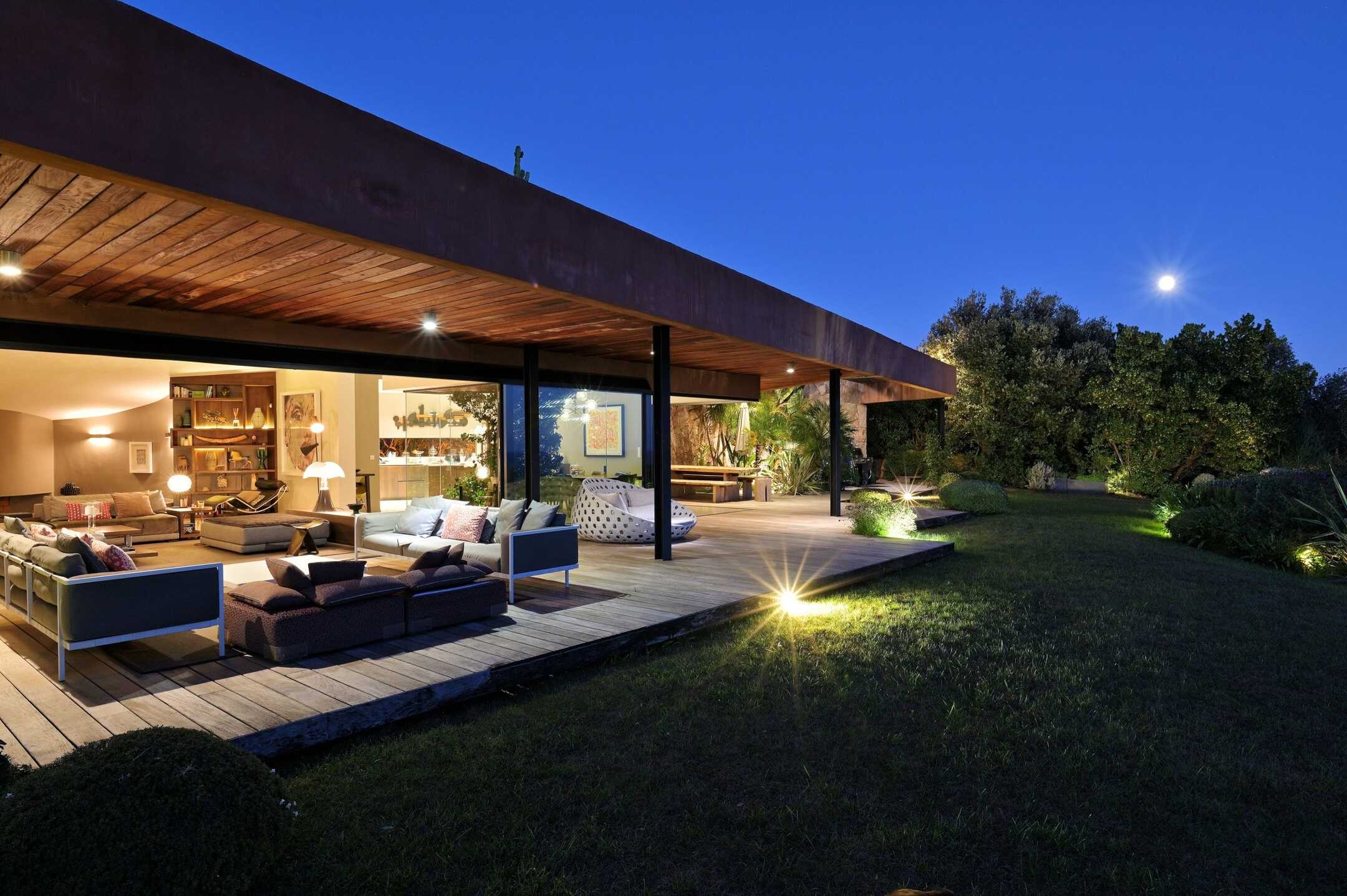 Villa Laela