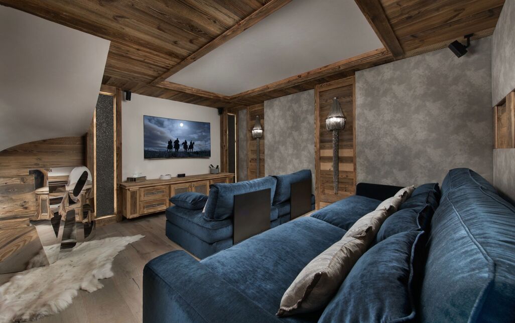 Chalet Powder White