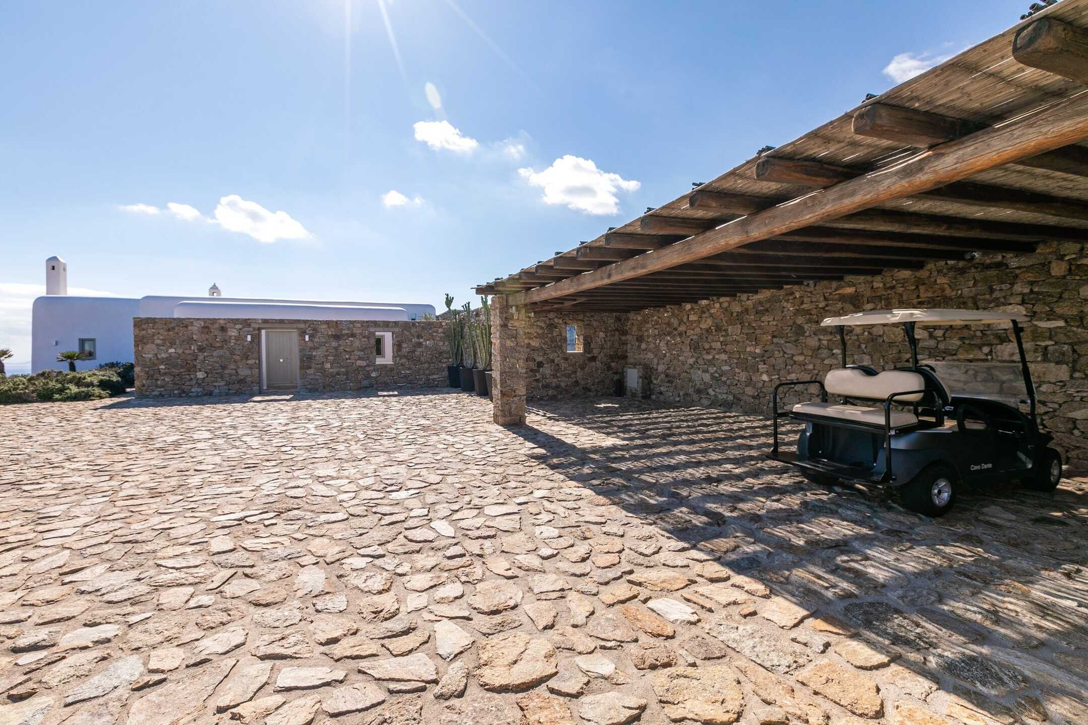 Villa Myrrha