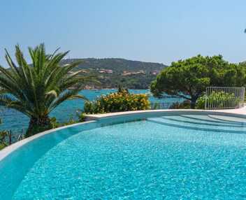 Villa Affluenza