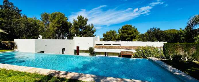Villa Indira