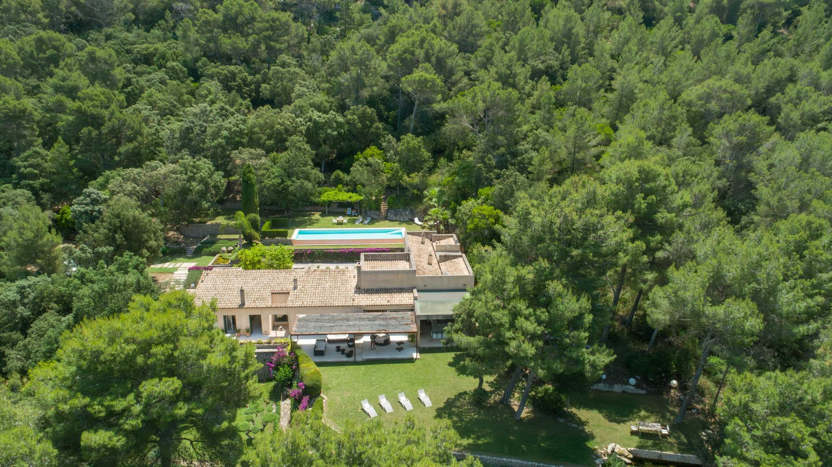 Villa Indira
