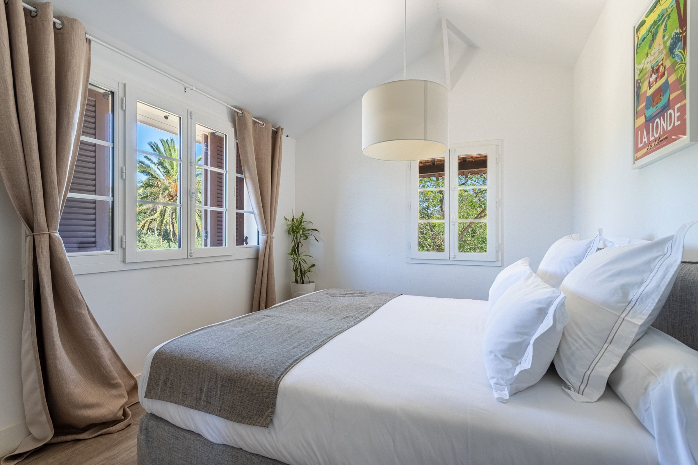 Bedroom 8 - La Londe