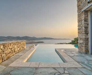 Villa Nephele