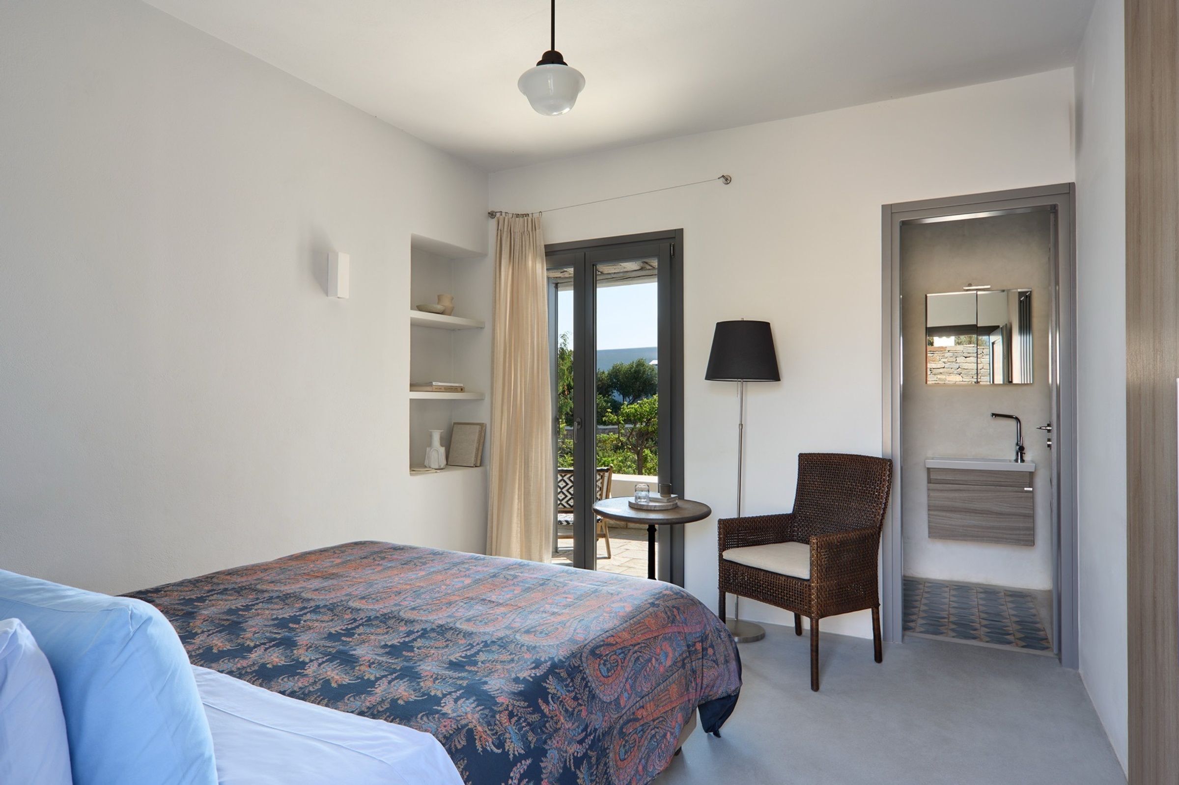 Guest House 4 - Bedroom