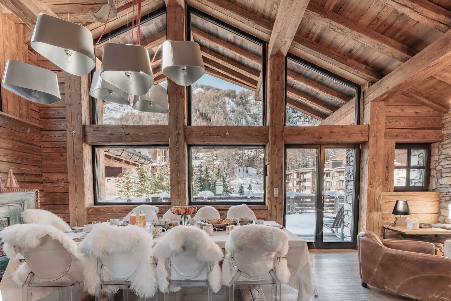Chalet Pile