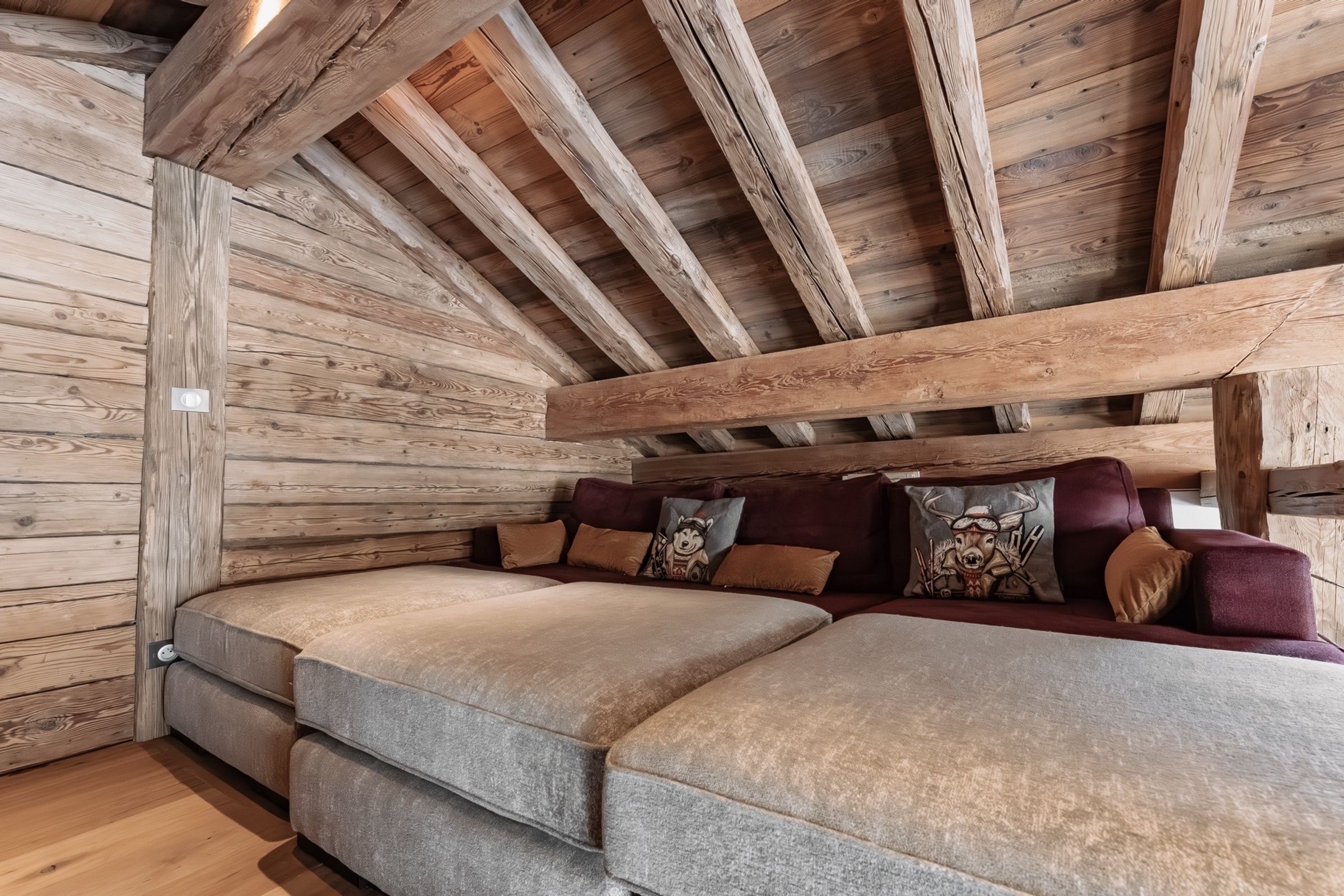 Chalet Pile