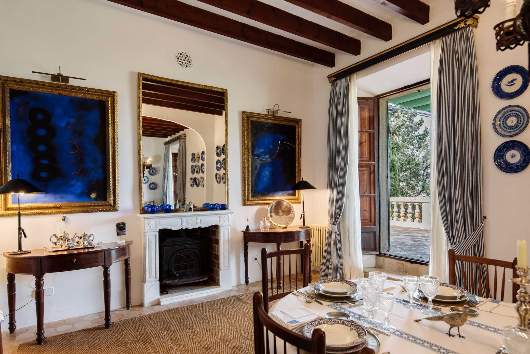 Villa Era