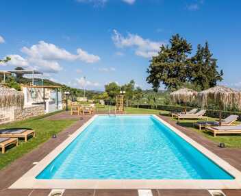 Villa Elia