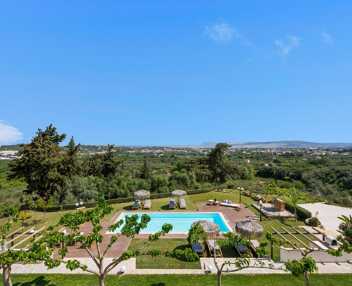 Villa Elia